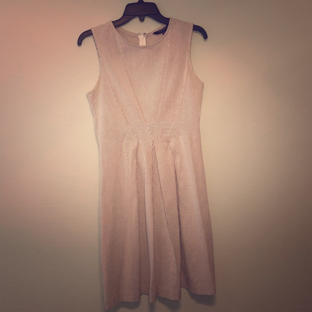 Women’s Dress.